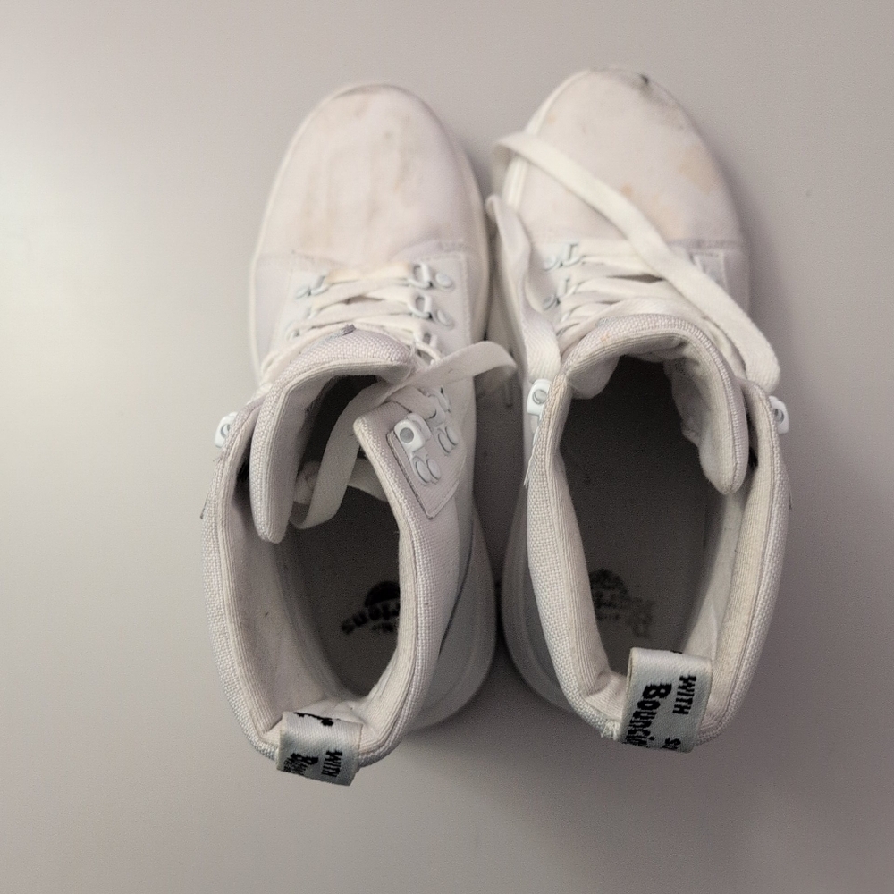 Dr. Martens Combs W